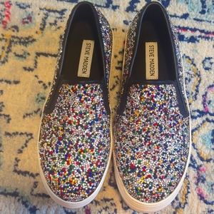 Steve Madden Gracious rhinestone sneakers, size 7